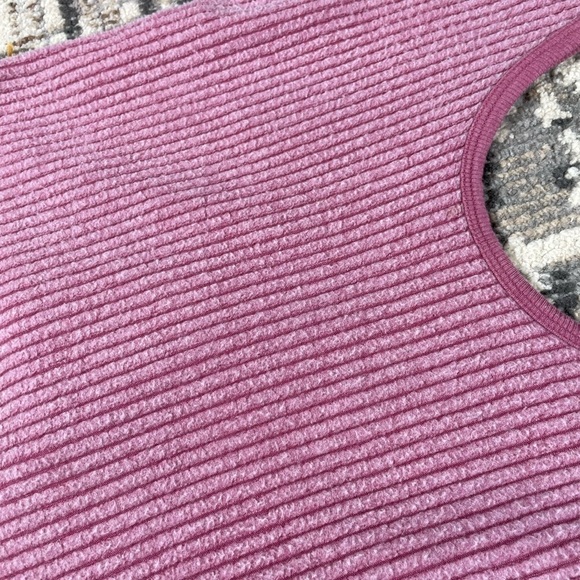Wild Fox Pink Fuzzy Cropped Tank Top - Picture 6 of 11